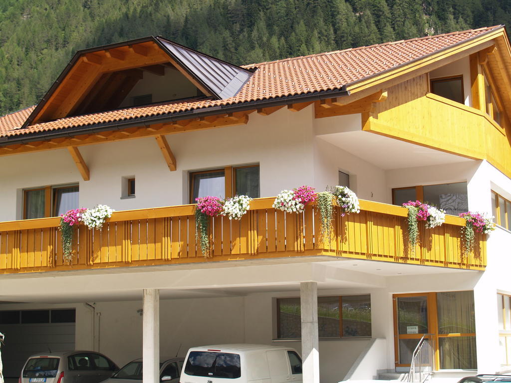 Cafe Schneider Bed & Breakfast Lappago Екстериор снимка
